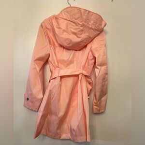 NWT BURBERRY Rain Coat (Soft Pink)🔥🔥🔥